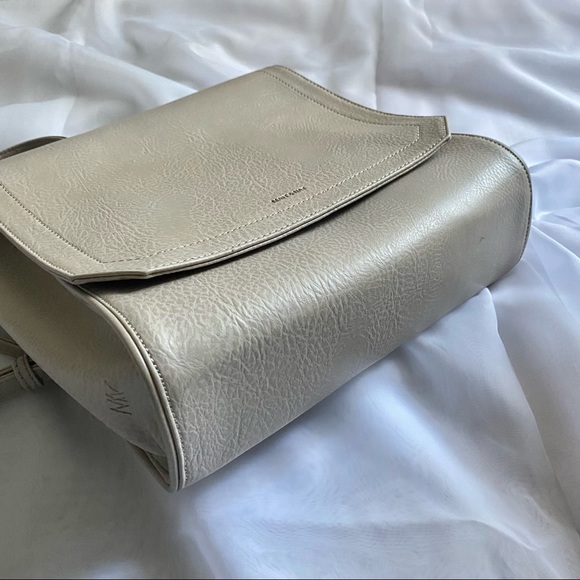 Matt & Nat square backpack - Vegan - Beige - Picture 9 of 11